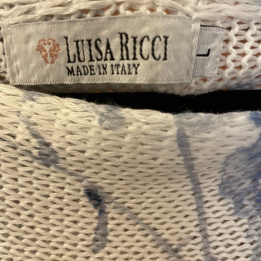 Luisa Ricci Floral Knit Sweater, Size L, Blue & White, Dolman Sleeves. - Picture 4 of 8